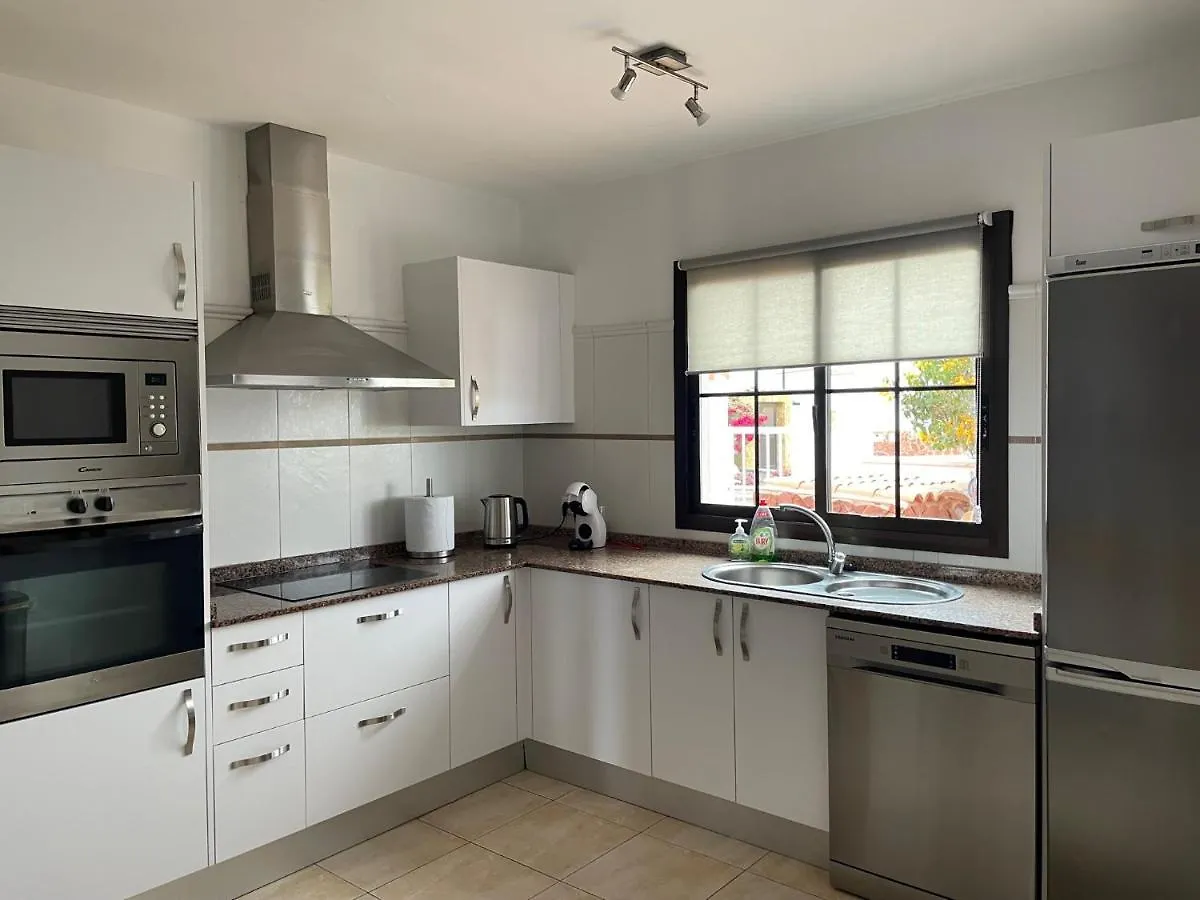 Willa Casa Piedra, Luxury Family Front Line Golf, Hot Tub,Pool Table, 8 Pers, Caleta De Fuste Hiszpania